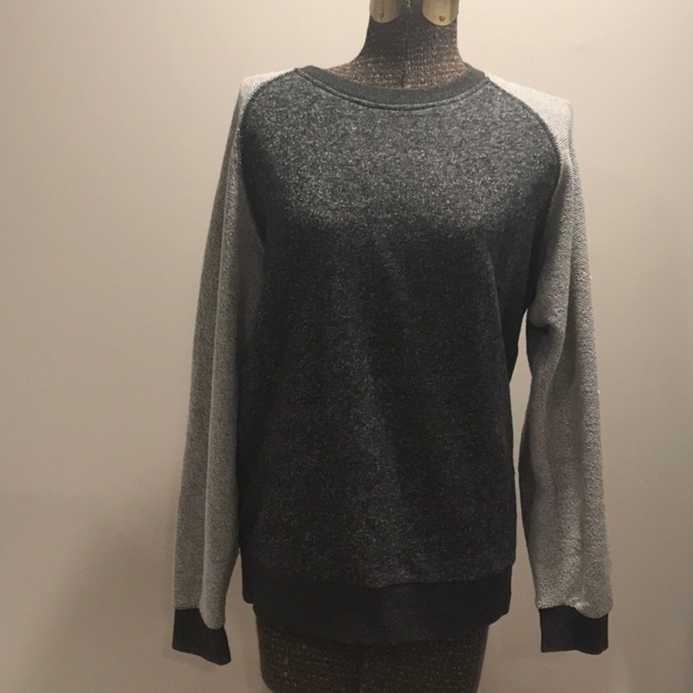 Casual soft black and grey Sweater